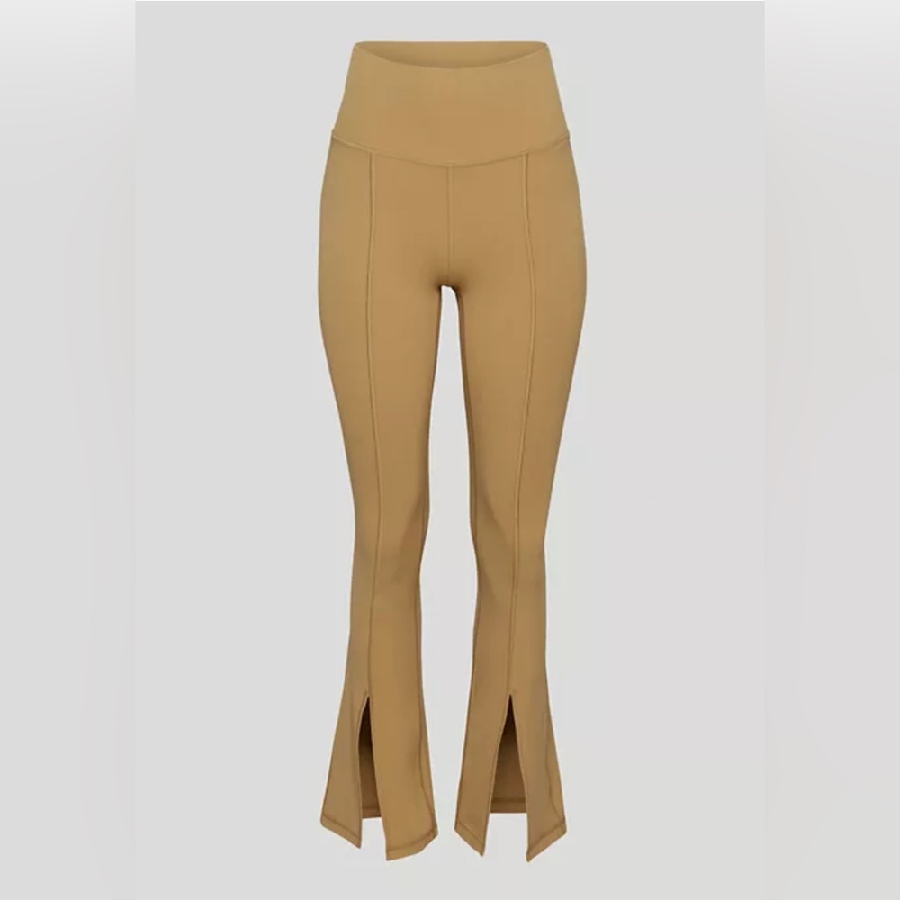 TnaBUTTER™ Split Hi-Rise Long Legging brand new
